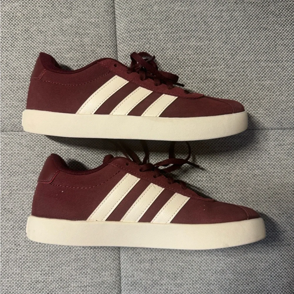 adidas kids size 3 Burgundy Suede Sneakers with White Stripes - Picture 4 of 5